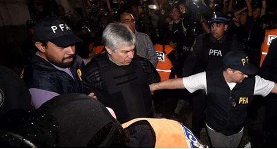 El abogado de Elaskar consideró que "se está generando un holocausto público con las detenciones" | Política