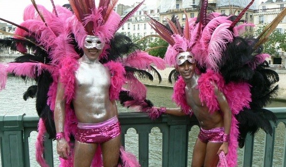 Un tribunal francés afirma que "maricón asqueroso" no es un insulto si va dirigido a un peluquero | Internacionales