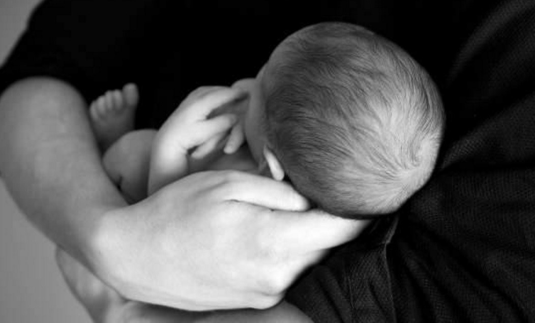 Impiden a una madre llamar a su hija "Cianuro" | Curiosidades