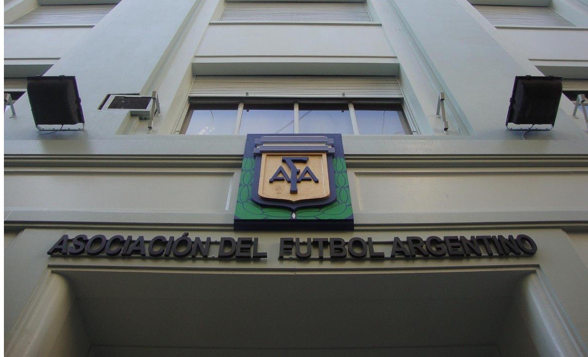 La Afip denunció a clubes de primera y a la AFA por una deuda de 330 millones de pesos | Deportes