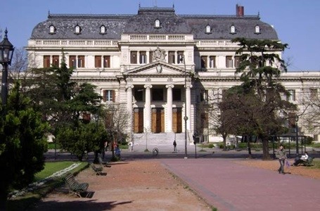 Proponen terminar con las reelecciones indefinidas en la provincia de Buenos Aires | Política