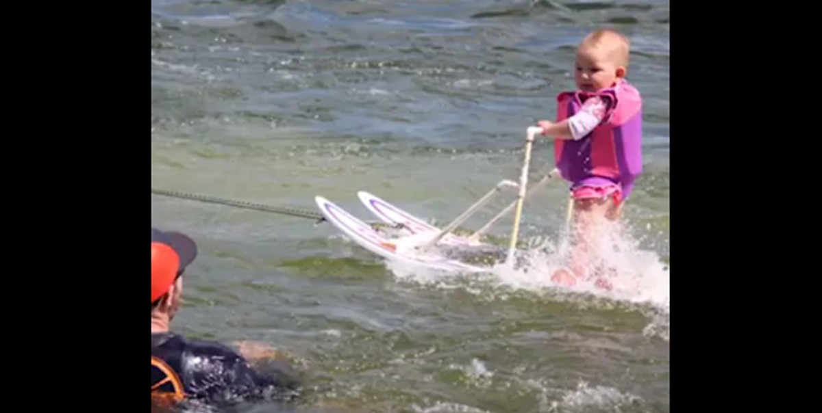 Zyla, la bebé de seis meses que esquía en el agua | Curiosidades