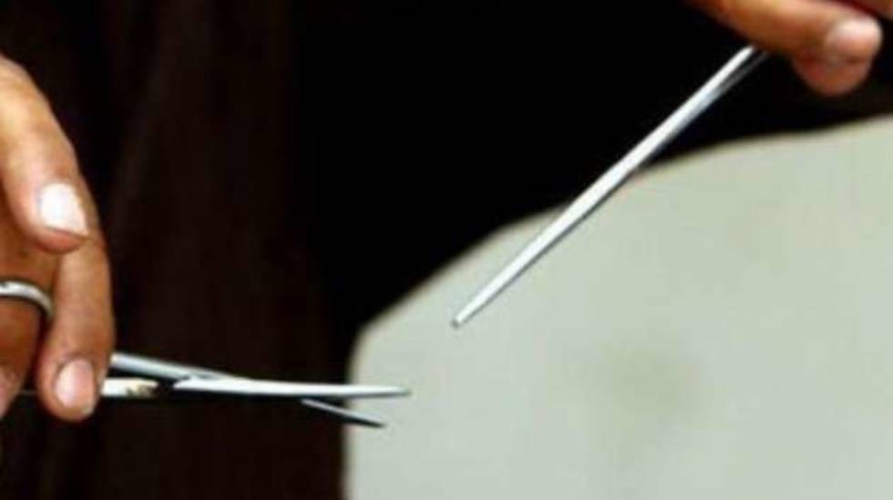 Se amputó el pene luego de que lo abandonara su esposa | Internacionales