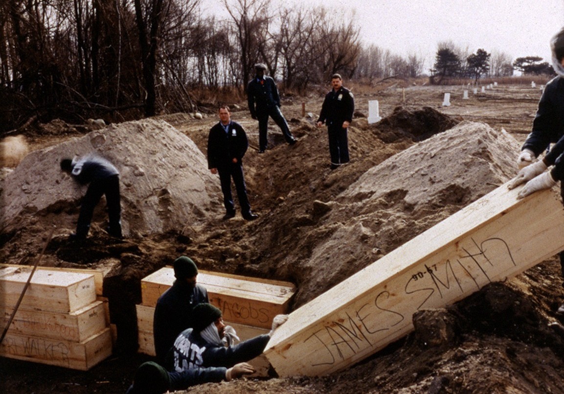 La isla estadounidense donde se entierran a los muertos no identificados | Curiosidades