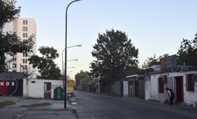 Rosario: Un joven fue asesinado a balazos cuando iba en su moto | Actualidad