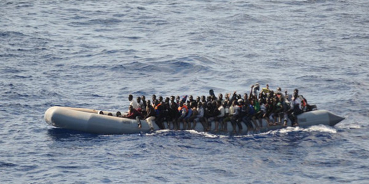 Encuentran los cuerpos sin vida de 41 inmigrantes en una playa de Libia | Internacionales