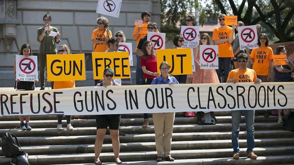 Ahora permiten portar armas en las universidades públicas de Texas | Internacionales