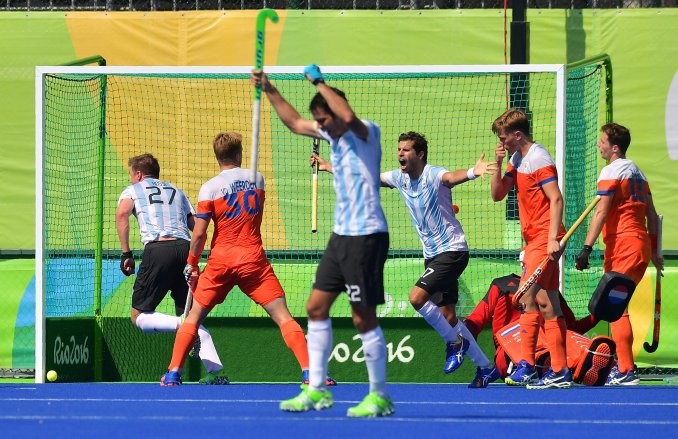 Hóckey: Los Leones pelearon y empataron ante Holanda | Deportes