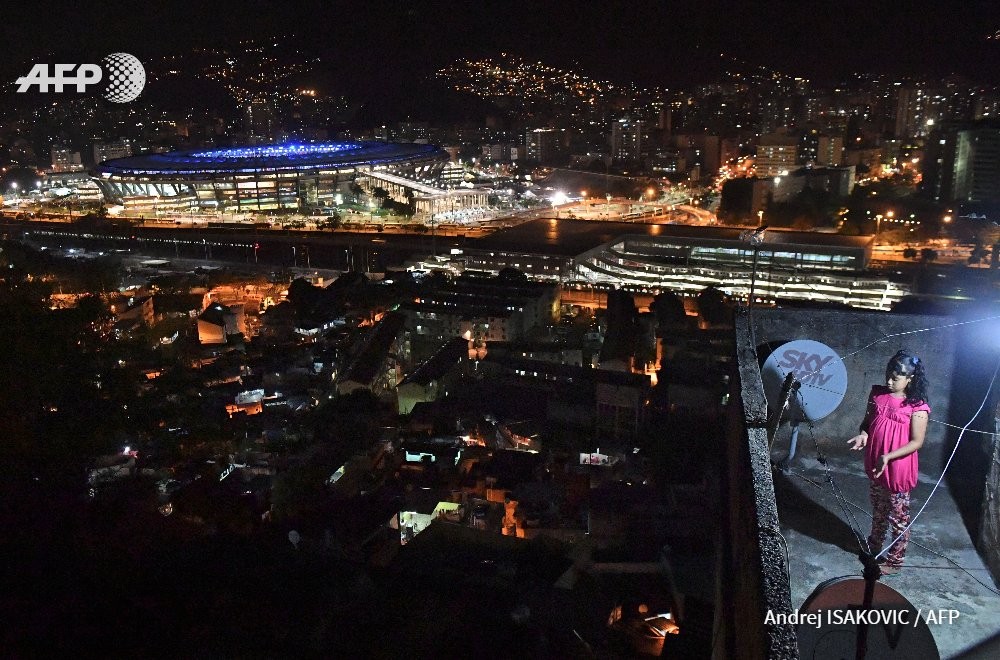 La foto que muestra el contraste entre las favela y los Juegos Olímpicos | Deportes