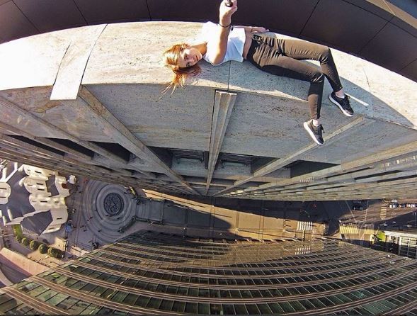 La mujer rusa que toma las selfies más peligrosas | Curiosidades