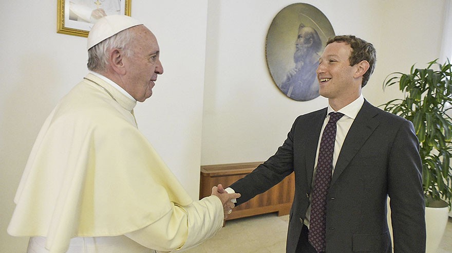 El Papa y Mark Zuckerberg evalúan cómo usar la tecnología para combatir la pobreza | Tecno