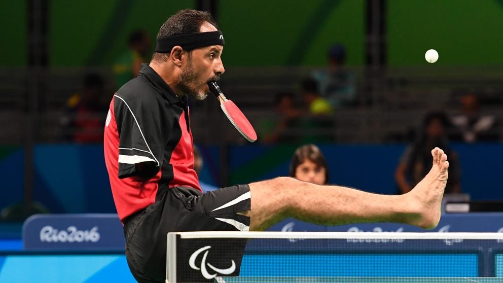 El egipcio que juega al tenis de mesa con la boca | Deportes