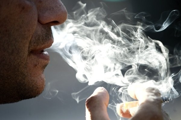 "Si no fumo, me doy la cabeza contra la pared", dijo el hombre que le ganó un juicio a una tabacalera | Actualidad