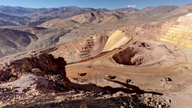 Un juez de Jáchal ordenó la suspensión indefinida de la mina Veladero | Actualidad