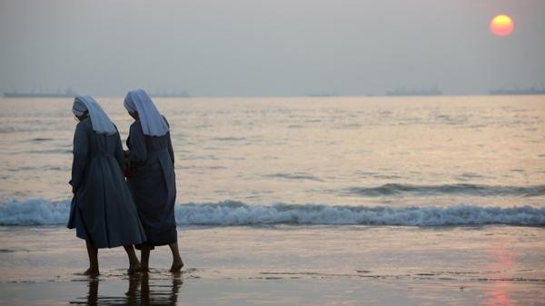 El Papa, triste por la boda de dos monjas en Italia | Internacionales