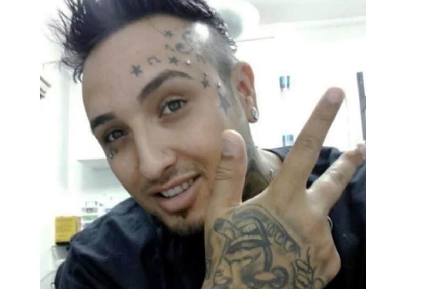 Este joven brasilero llenó de tatuajes a su perrito y ahora lo repudian hasta sus clientes | Internacionales