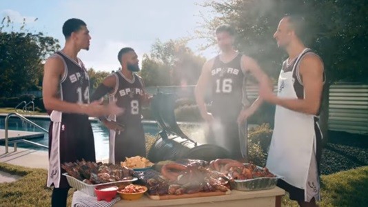 Los asados de Ginobili que hacen hablar en castellano a sus compañeros de los Spurs | Deportes