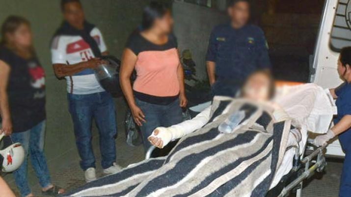 Detuvieron a una mujer por rociar con alcohol y prender fuego a su marido | Actualidad