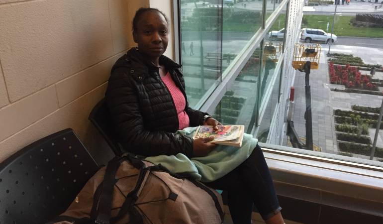 Una estadounidense vivió más de un mes en el aeropuerto de Bogotá | Internacionales