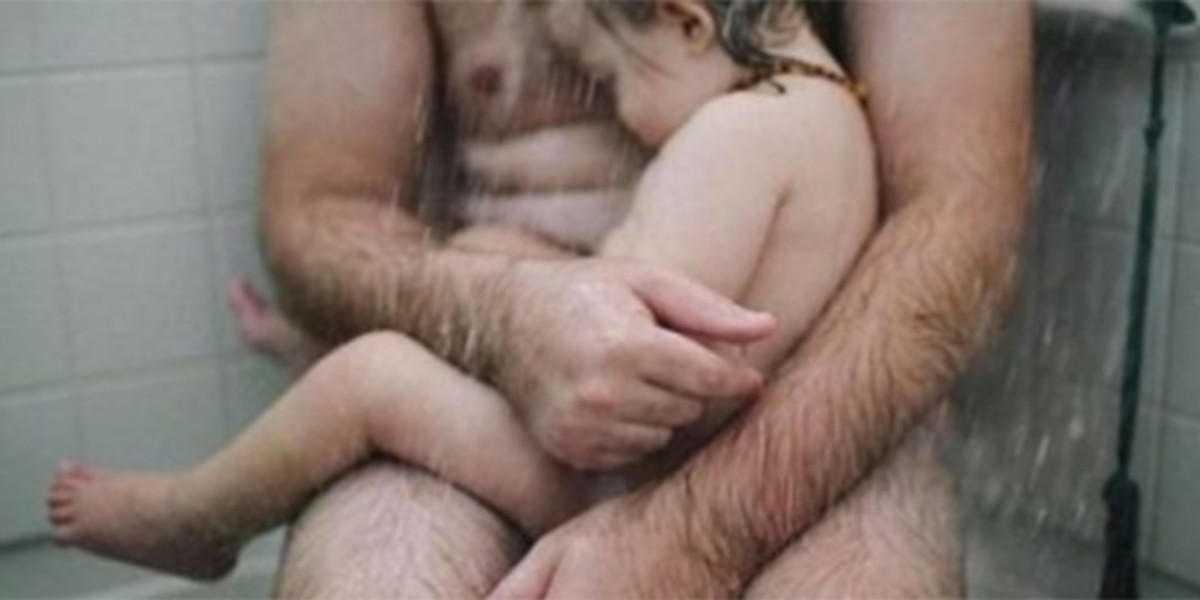 Una fotógrafa será juzgada por publicar esta imagen en Facebook | Redes