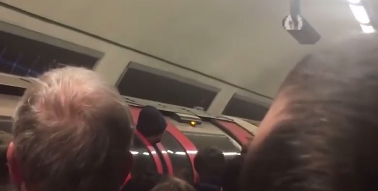 Un hombre quedó con la cabeza atrapada en el subte de Londres | Internacionales