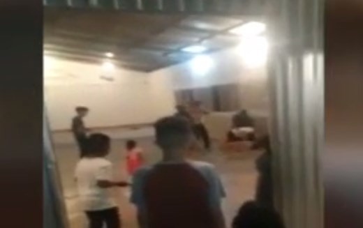 Escándalo en la iglesia: feroz pelea de dos mujeres por el "amor" del pastor | Curiosidades