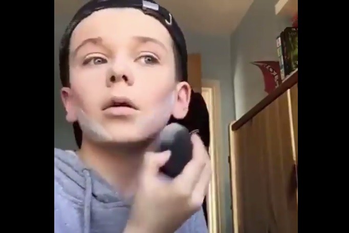 El tutorial de maquillaje a cargo de este niño se convierte en uno de los videos más virales del mundo | Redes