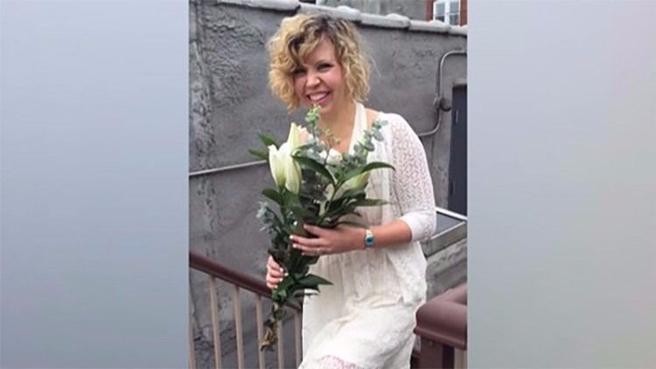 "Sologamia", la nueva tendencia de "casarse con uno mismo" que se expande en Estados Unidos | Curiosidades