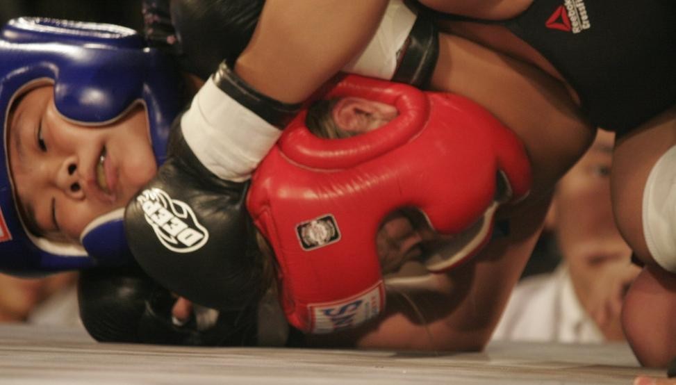 Combate de MMA en Japón: una nena de 12 años estranguló a su rival de 24 | Deportes