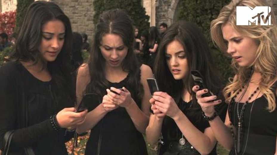 ¡Spoiler Alert! La creadora de Pretty Little Liars revela quién no va a estar en el final | MTV News