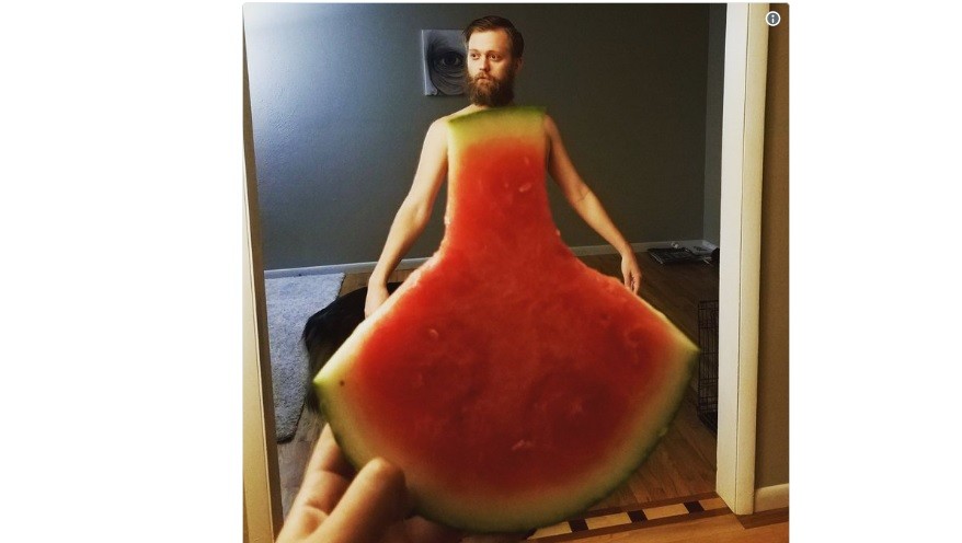 Esta es la moda de los vestidos de sandía que arrasa en las redes sociales | Redes