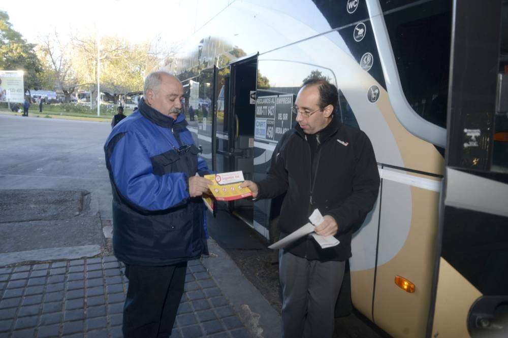 Choferes de larga distancia mendocinos tendrán que pasar un “antidopping” antes de subir al micro | Actualidad