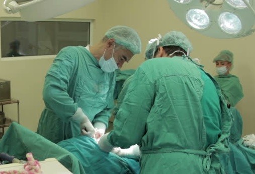 Está grave una beba a la que le cayó encima una olla con agua hirviendo | Actualidad