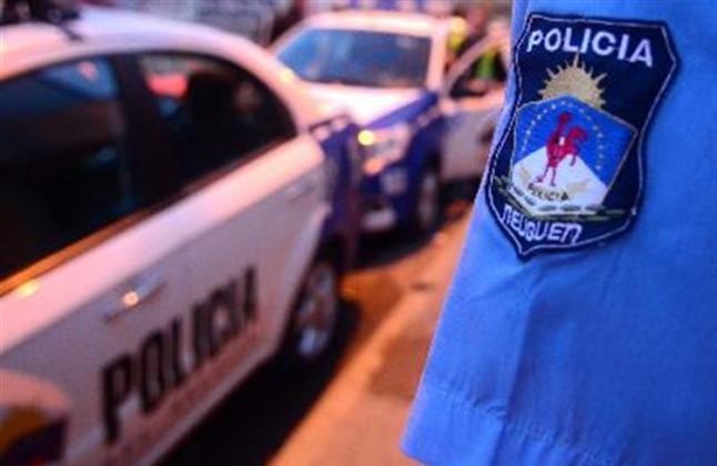 Entraron a robar en una casa de Neuquén y violaron a una joven de 24 años | Actualidad