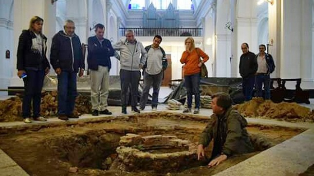 Corrientes: extraño hallazgo al hundirse el suelo de una catedral | Actualidad