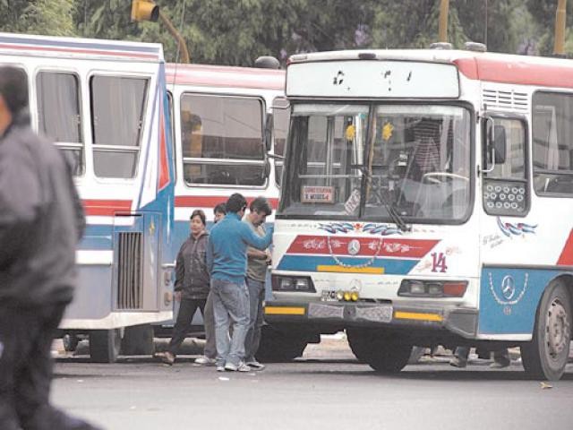 Multaron a 148 colectivos por infracciones en fin de semana largo, 9 vehículos eran ilegales | Actualidad
