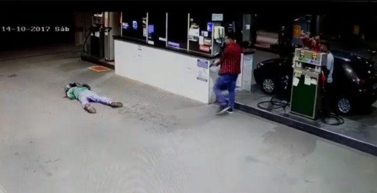 Policía de civil mató a un ladrón que intentó robarle en una estación de servicio | Internacionales