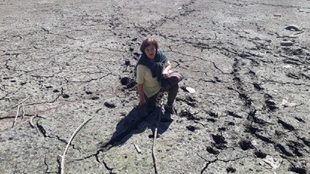 Rescataron sana y salva a una turista que quedó atascada en el barro en Carlos Paz | Actualidad