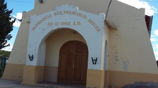 Denunciaron que un cura no quiso bautizar a su bebé porque nació por inseminación artificial | Actualidad