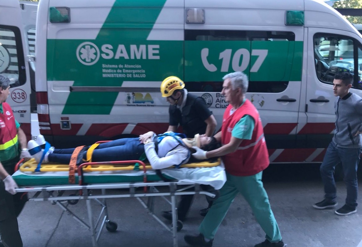 Siete heridos por la caída de un ascensor en edificio de la avenida Paseo Colón | Actualidad