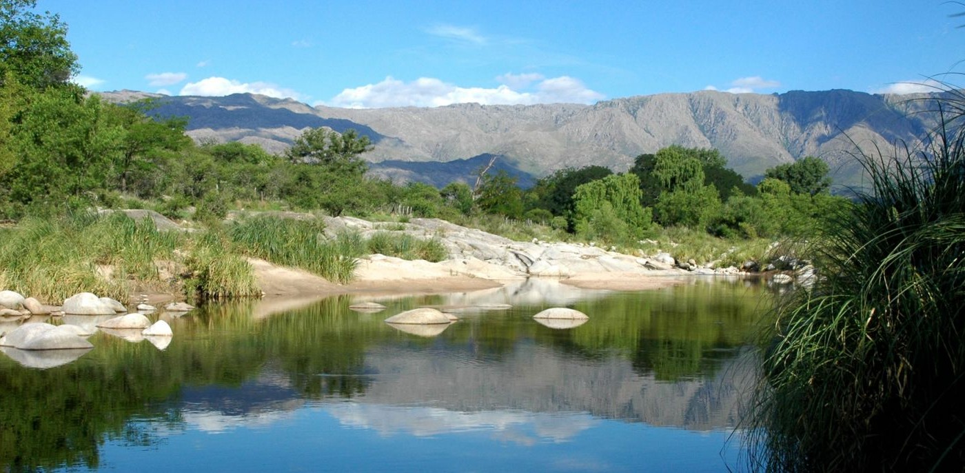 Increíble: venden frascos con aire de las sierras de Córdoba | Curiosidades