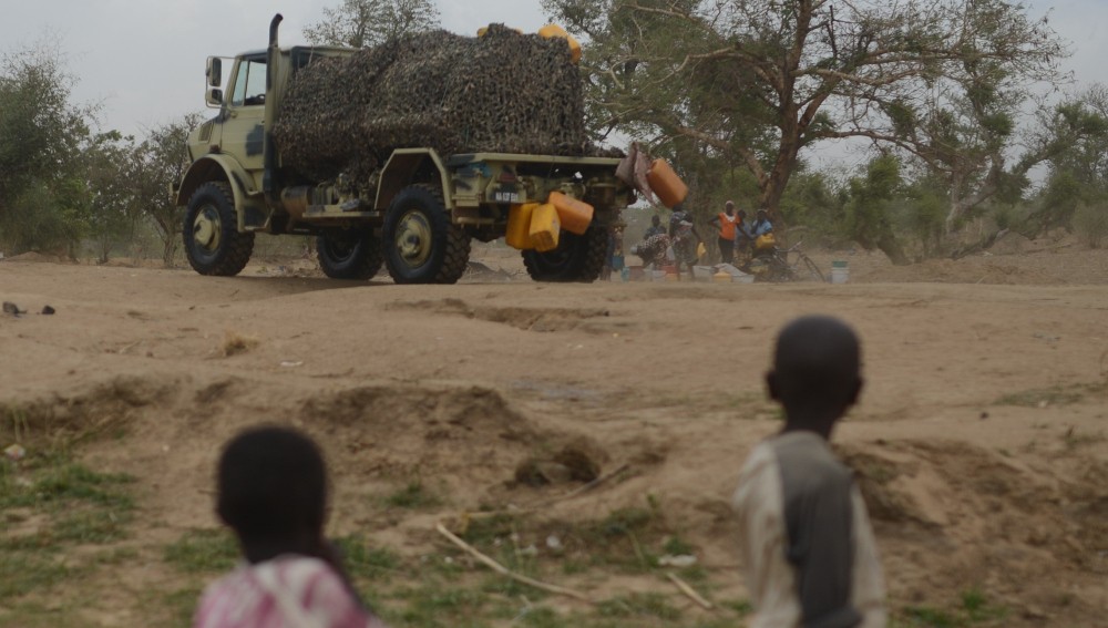 Horror en Camerún: una nena se inmoló y mató a seis chicos que estaban jugando | Internacionales