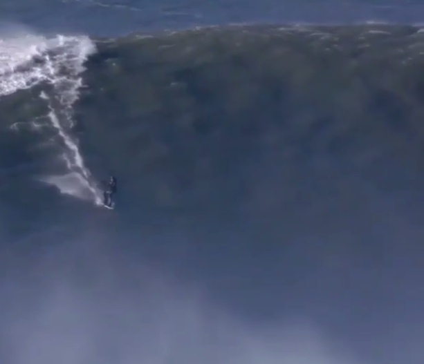 Impactante video: una ola de 15 metros le rompió la espalda a surfista en Portugal | Internacionales