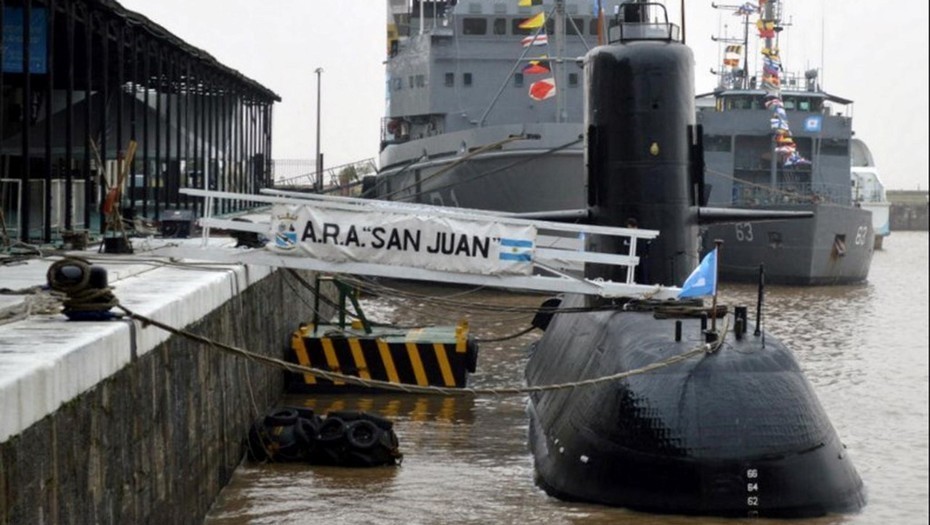 "Es un momento dramático, estamos desesperados", dijo el padre de una de los tripulantes del submarino | Actualidad