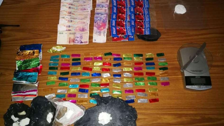 Estaba preso en su casa y vendía drogas | Actualidad