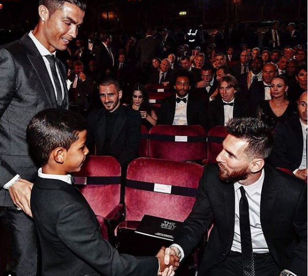 El hijo de Cristiano Ronaldo estrenó su cuenta de Instagram con un mensaje dedicado a Lionel Messi | Redes