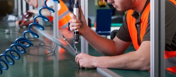 Broma fatal: murió luego de que le inyectaran aire comprimido por el ano | Internacionales