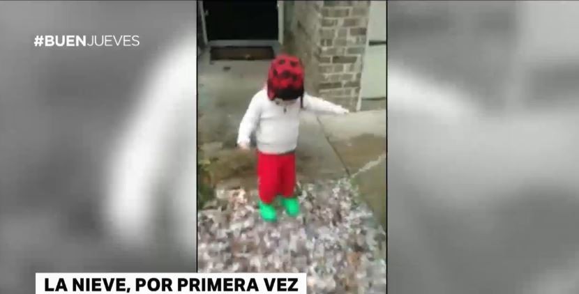 El nene que ve la nieve por primera vez | Redes