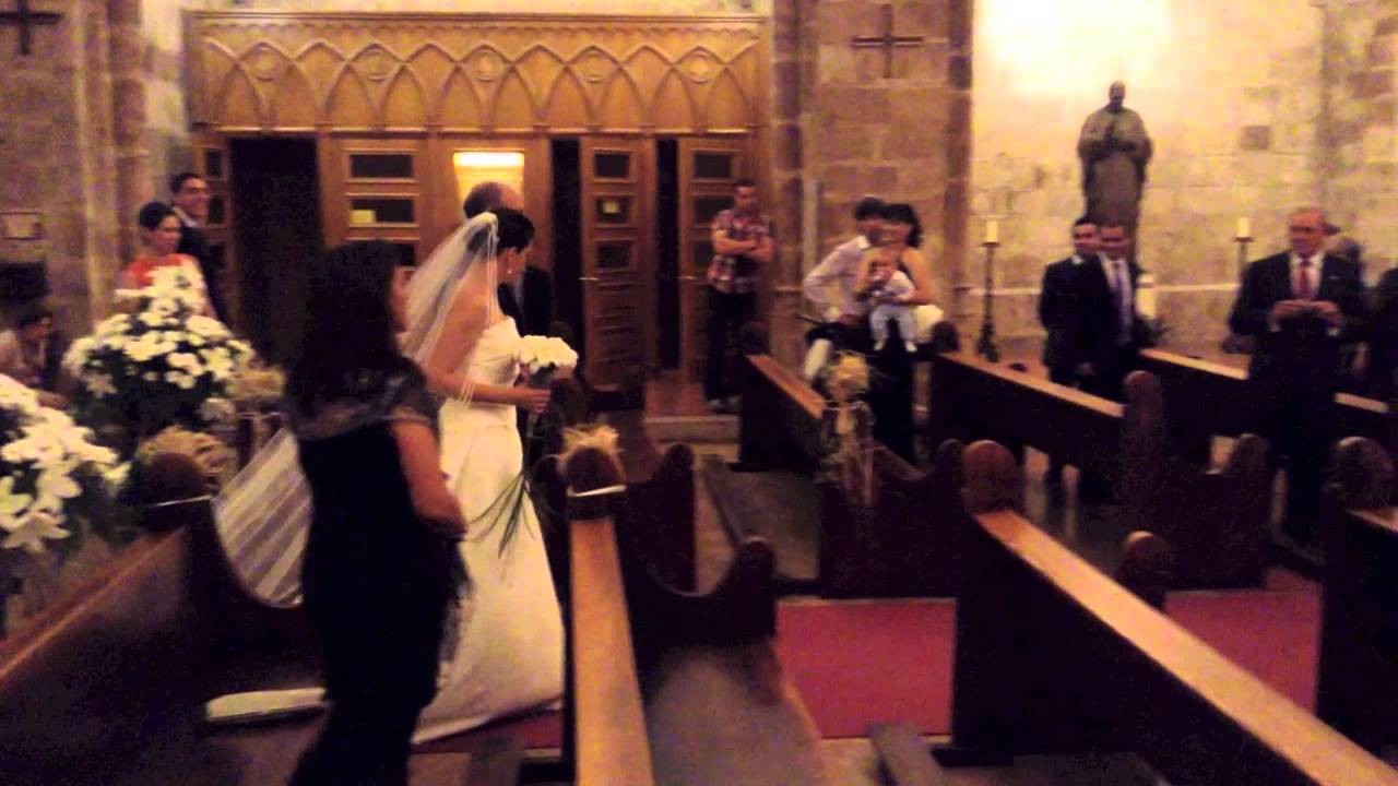 Harto de las demoras, un cura multará a los novios que lleguen tarde a su boda | Curiosidades