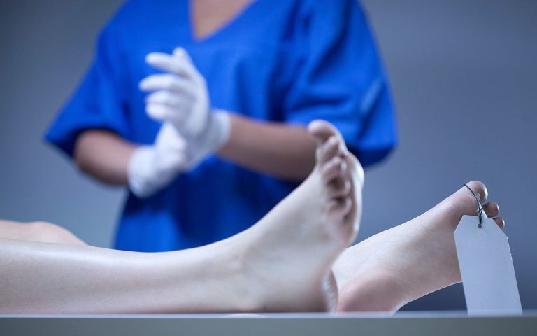 Recobró el conocimiento cuando estaban por practicarle la autopsia | Internacionales